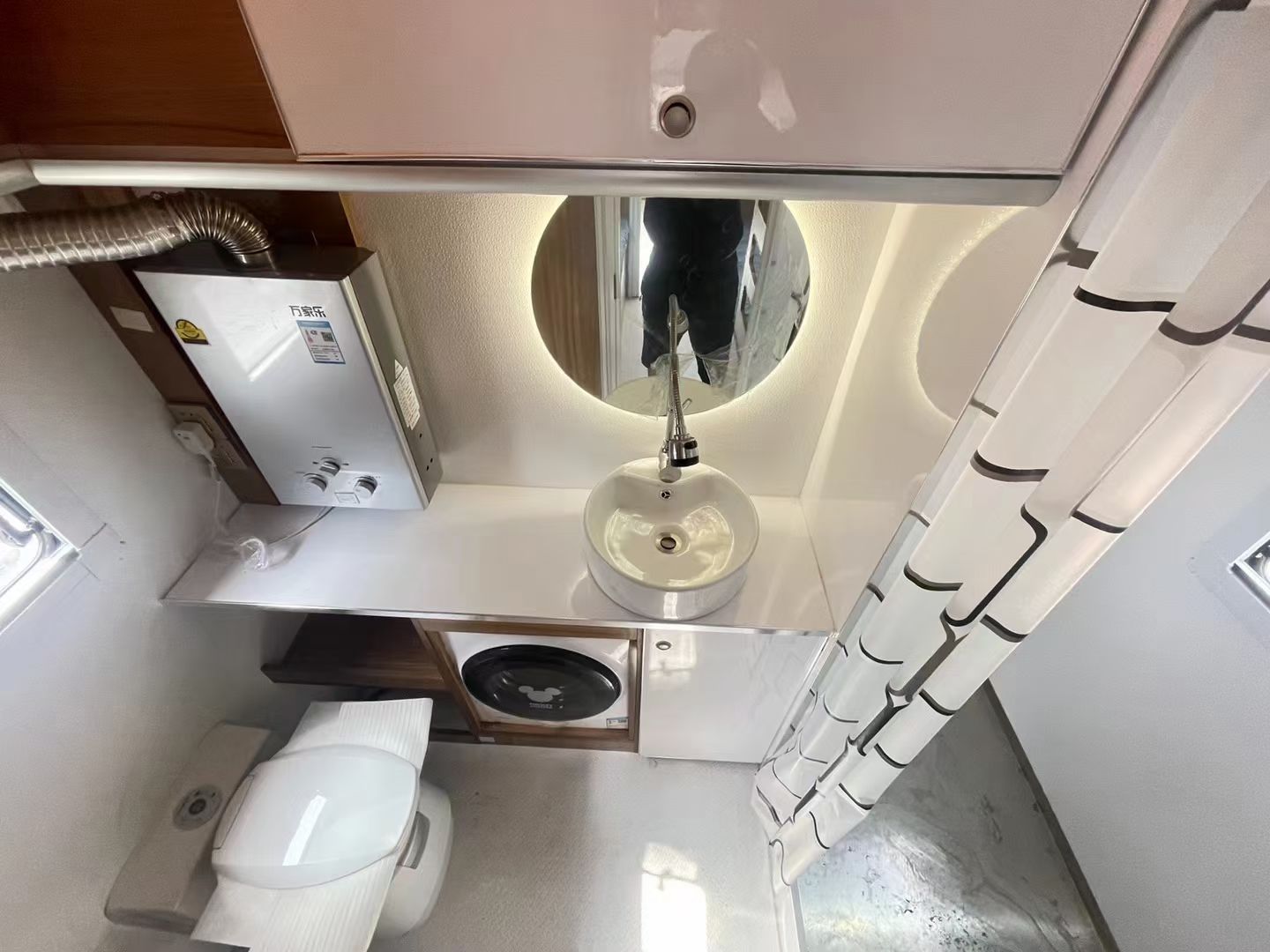 Luksusowy, nowoczesny przyczep – Camper Trailer Suspension Independent recenzja i cena